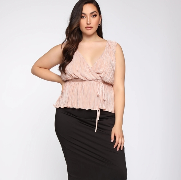 blouse - Picture 4 of 4